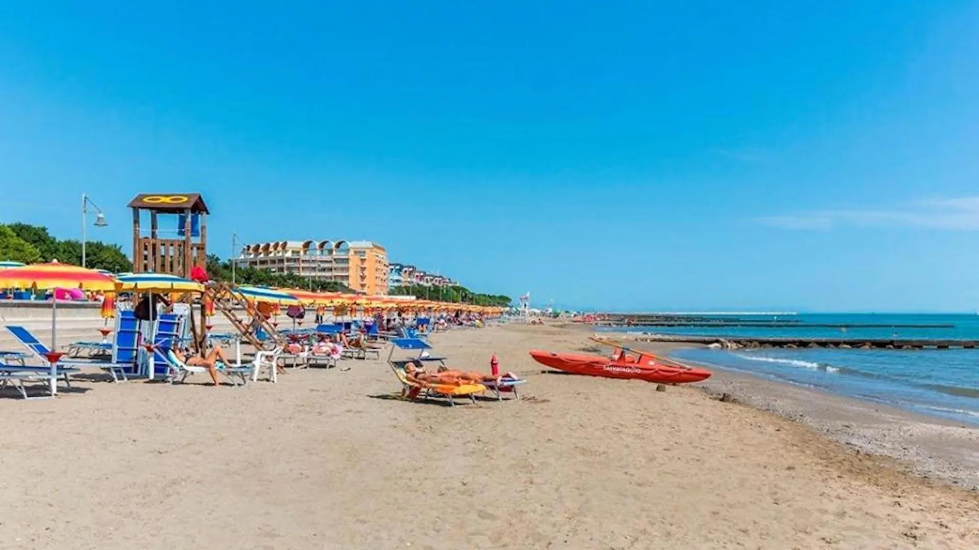Luminous Flat With A Big Terrace Appartement Porto Santa Margherita di Caorle Italië